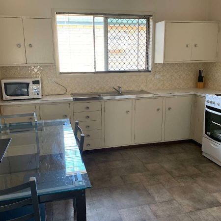טוומבה Bridge Street Motor Inn מראה חיצוני תמונה